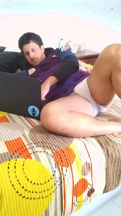 Jota_Show live cam on Cam4