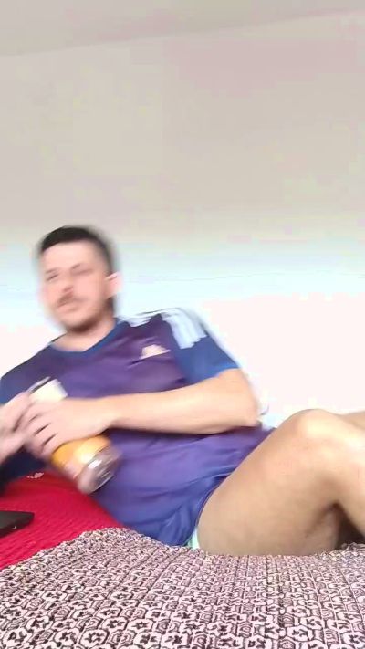 Jota_Show live cam on Cam4