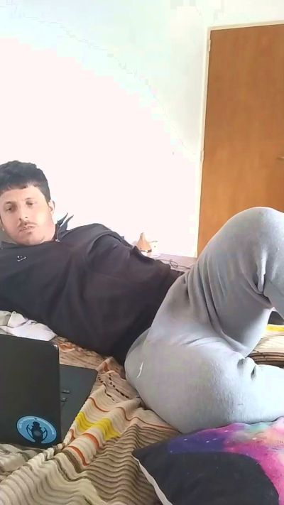 Jota_Show live cam on Cam4