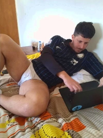 Jota_Show live cam on Cam4