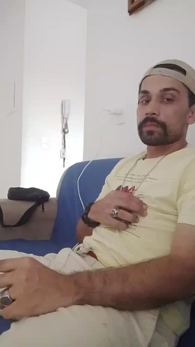 Jovemcwbjlle live cam on Cam4