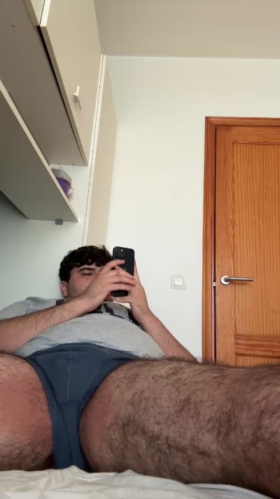 Joven_promesa live cam on Cam4