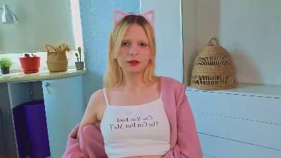 JovitaRohm live cam on Cam4