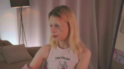 JovitaRohm live cam on Cam4