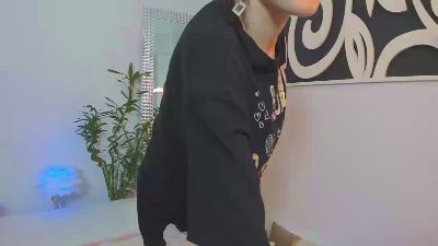 JoyfullRosse live cam on Cam4