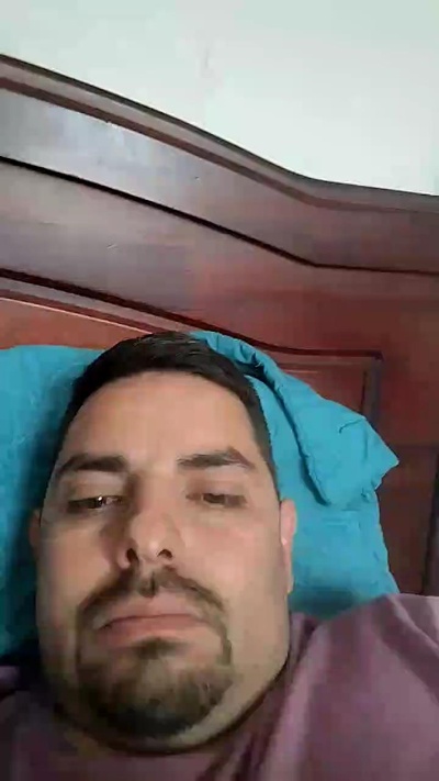 Jrobredo live cam on Cam4