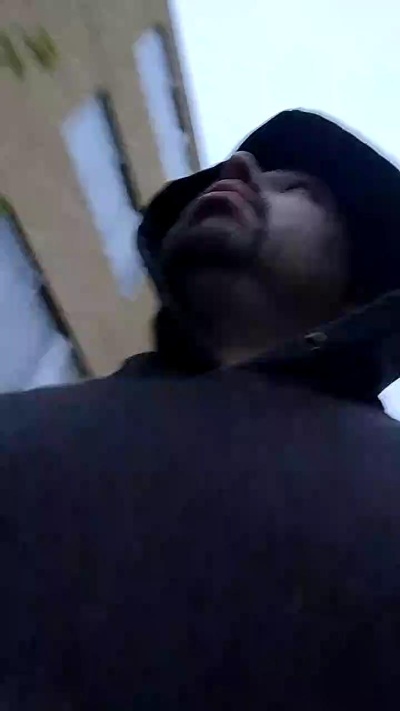 Jrobredo live cam on Cam4