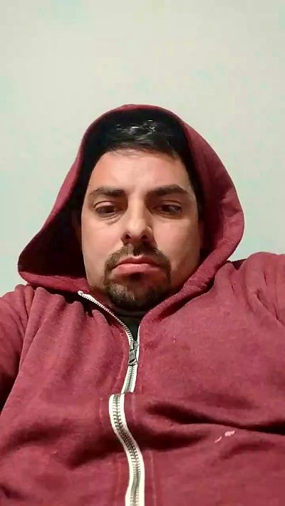 Jrobredo live cam on Cam4
