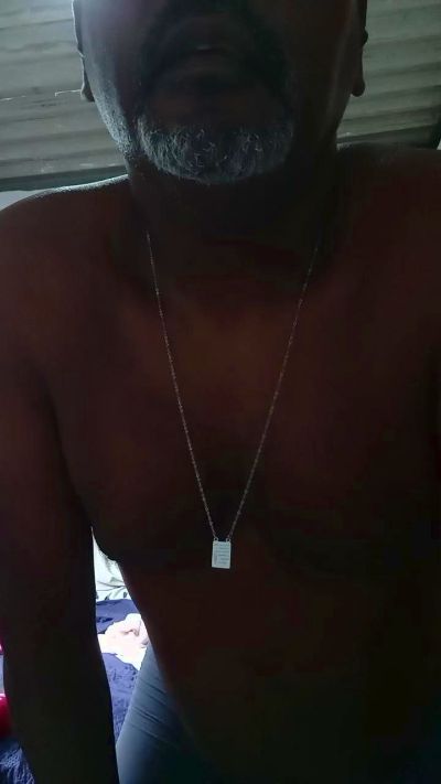Jsilva667 live cam on Cam4