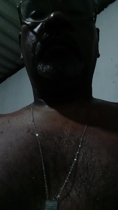 Jsilva667 live cam on Cam4