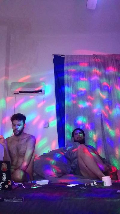 Ju9504 live cam on Cam4
