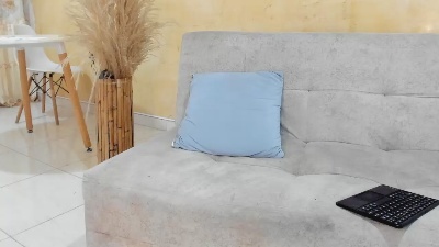 JuanDiegoKiing live cam on Cam4