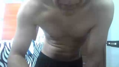 JuanElDulce1 live cam on Cam4