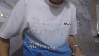 JuanElDulce1 live cam on Cam4