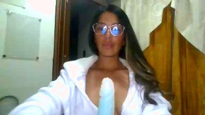 JuanaBrunette7 live cam on Cam4