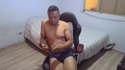 Juanchovergon22 live cam on Cam4