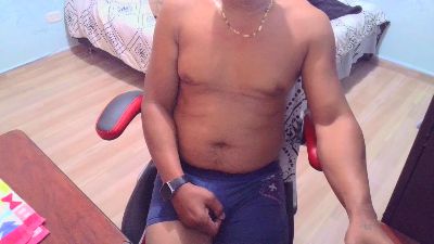 Juanchovergon22 live cam on Cam4