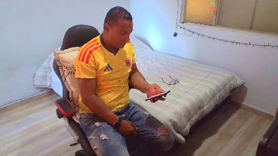 Juanchovergon22 live cam on Cam4