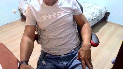 Juanchovergon22 live cam on Cam4
