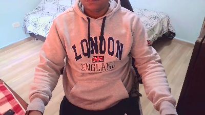 Juanchovergon22 live cam on Cam4