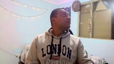 Juanchovergon22 live cam on Cam4