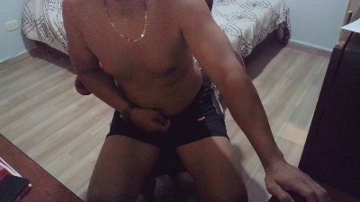 Juanchovergon22 live cam on Cam4