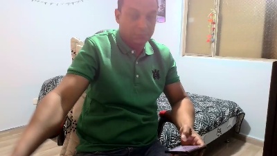 Juanchovergon22 live cam on Cam4