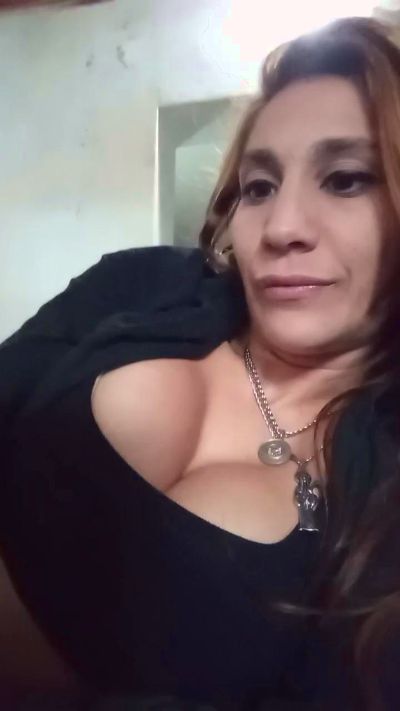 Juanitamad live cam on Cam4
