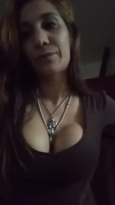 Juanitamad live cam on Cam4