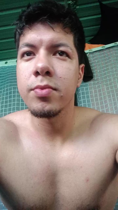 Juankafelipel live cam on Cam4