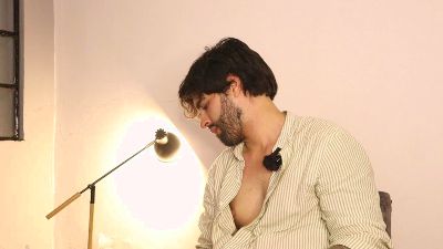 Juanmillano live cam on Cam4