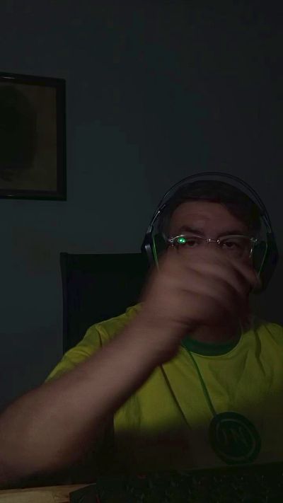 Judah_Kreger live cam on Cam4