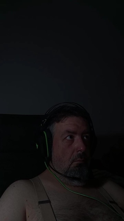Judah_Kreger live cam on Cam4