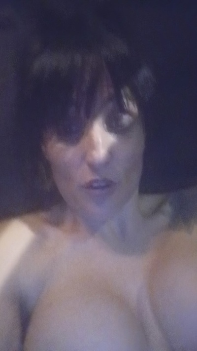 Juge24 live cam on Cam4