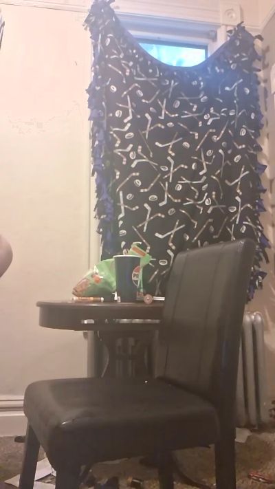 Juicebruce4589 live cam on Cam4