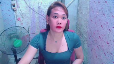 JuicyFoxCocky live cam on Cam4