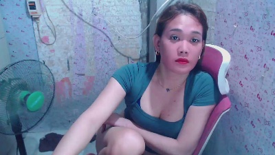 JuicyFoxCocky live cam on Cam4