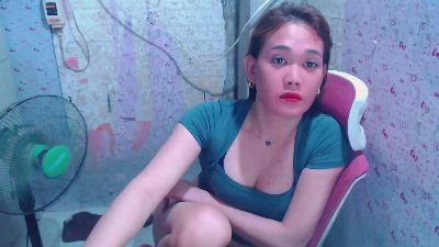 JuicyFoxCocky live cam on Cam4