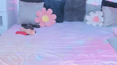 JuicyMilkxxx live cam on Cam4