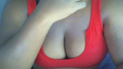 JuicyValentina live cam on Cam4