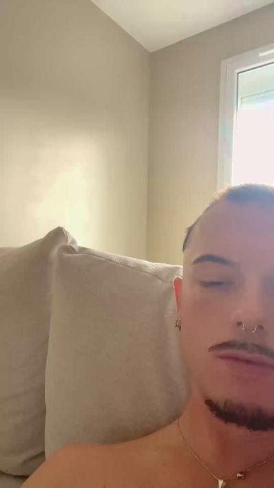 Juju68_67 live cam on Cam4