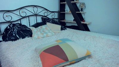 JuleScheaffer live cam on Cam4
