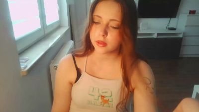 JuleeGausman live cam on Cam4