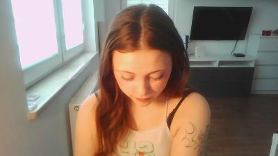 JuleeGausman live cam on Cam4