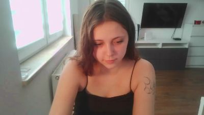 JuleeGausman live cam on Cam4