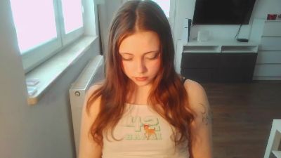 JuleeGausman live cam on Cam4