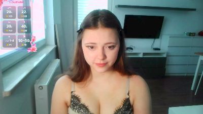 JuleeGausman live cam on Cam4