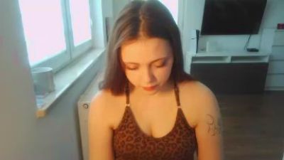 JuleeGausman live cam on Cam4