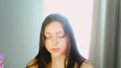 JuleeGausman live cam on Cam4