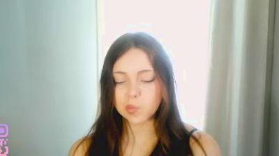 JuleeGausman live cam on Cam4